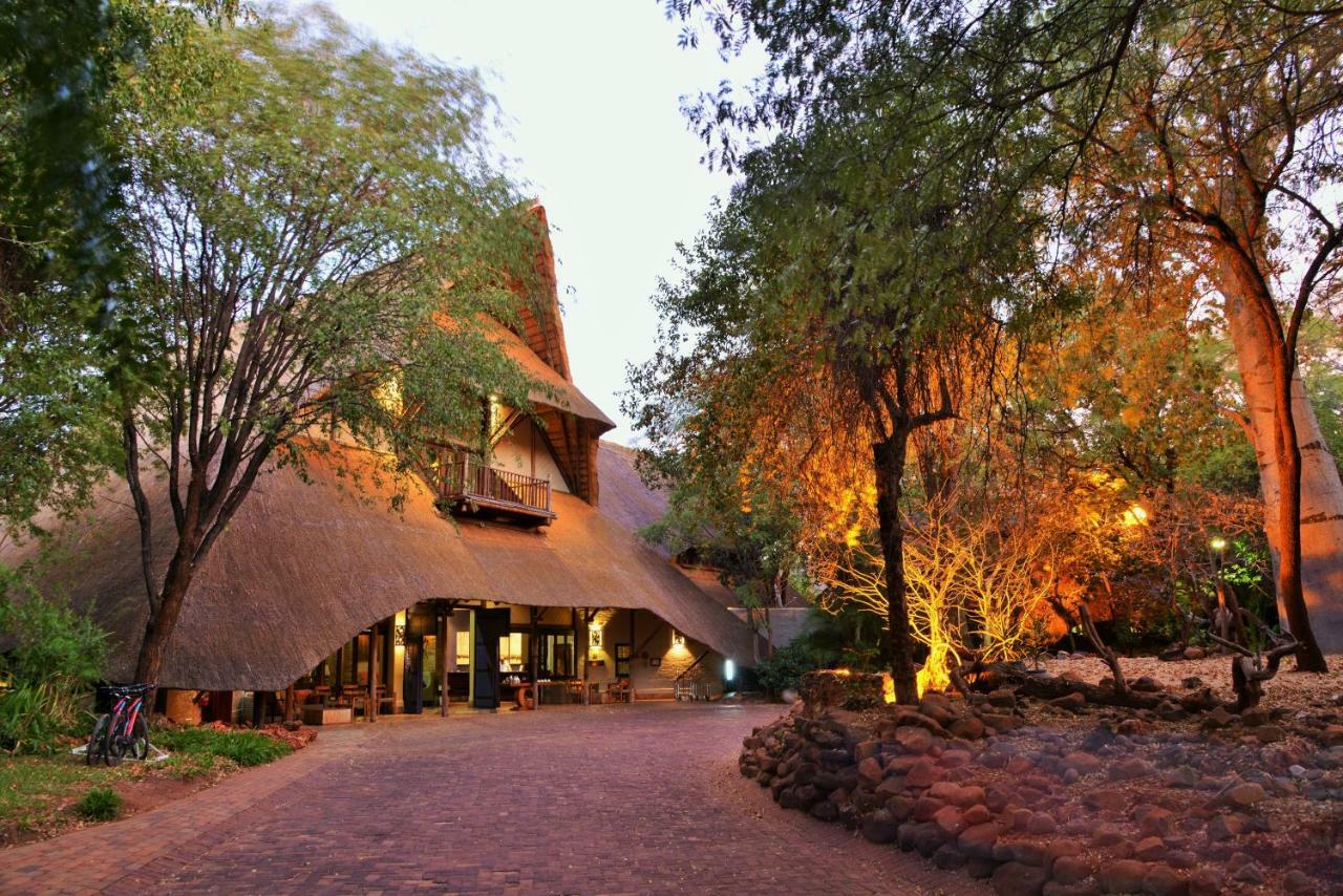 Victoria Falls Safari Lodge Екстериор снимка